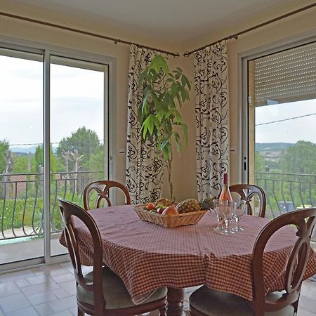 Pretty Villa With Pool And Jacuzzi In Carcassonne Exterior photo